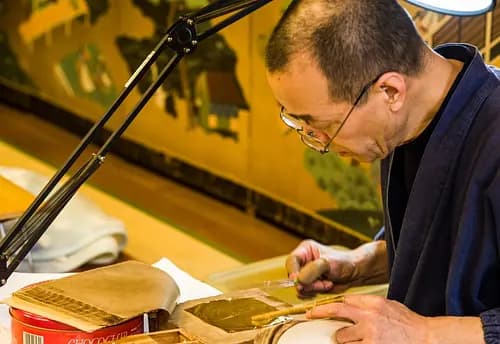 Touch Gold in Kanazawa — A Workshop With the Artisans Who Keep It Alive
