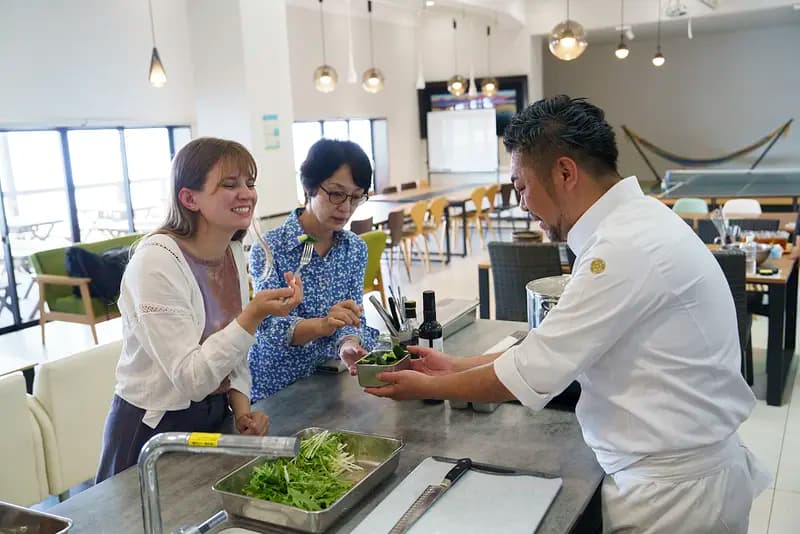 11:30-appr.14:30  Cooking class and lunch with Asia’s Pasta Champion, Chef Fuchigami