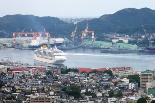 Nagasaki, An Exotic Port TownWith Amazing Night Time Scenery