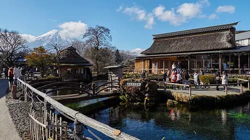 Oshino Hakkai