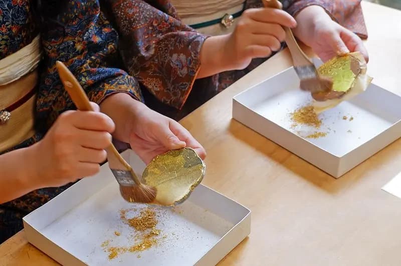 Touch Gold in Kanazawa — A Workshop With the Artisans Who Keep It Alive