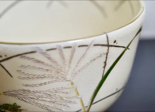 Traditional Kintsugi Workshop in Kanazawa: Mend with Real Urushi and 22.7k Gold, Taught by Artisan Arisa Nishino