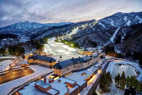 A Must-See For People Who Want To Both Ski And Tour! Lotte Arai Resort Offers Free Ride Skiing And Great Access To Tourist Sites