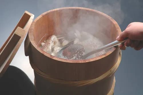 A Delish Dish called Ishiyaki Nabe in Oga Peninsula, Akita