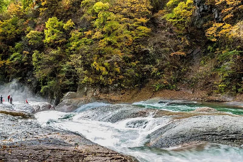 Fukiware no Taki Waterfalls