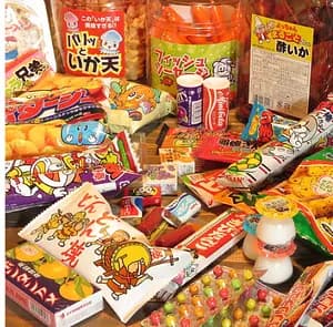 Let’s enjoy Japanese snacks!―Japanese snacks party☆