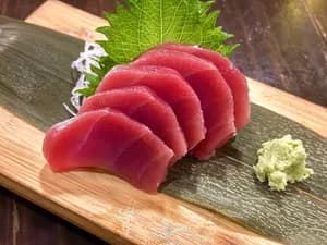 Wakayama Food Tour: Izakaya Dinner, Ramen & Drinks Included