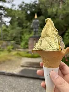 Touch Gold in Kanazawa — A Workshop With the Artisans Who Keep It Alive