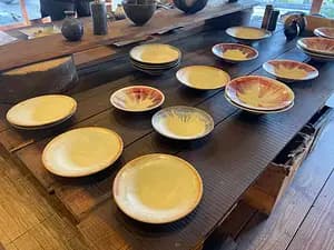 A Day Trip from Osaka to 800 Year Old Pottery Village -- Meet a Beautiful Scenery and Folk Art  -- 