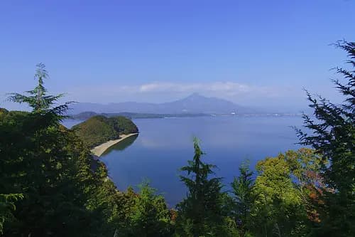 Inawashiroko Lake