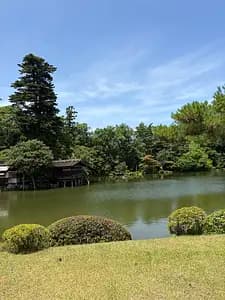 Nothing in Kanazawa Was Made in a Hurry — 180 Years of Garden, Then Gold Beaten to One Ten-Thousandth of a Millimeter