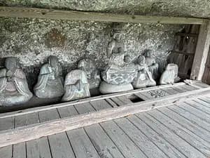 Private Yabakei Gorge hiking and Rakanji Temple Tour