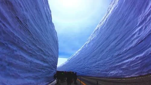 Visit The Famous Tateyama Kurobe Alpine Route