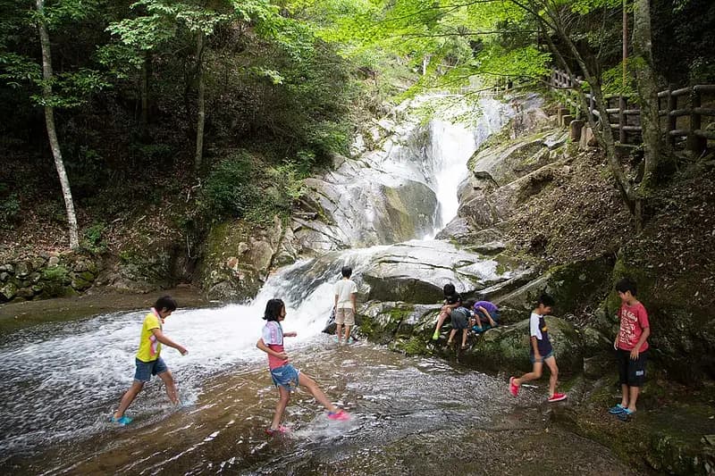 Saburonotaki Waterfall