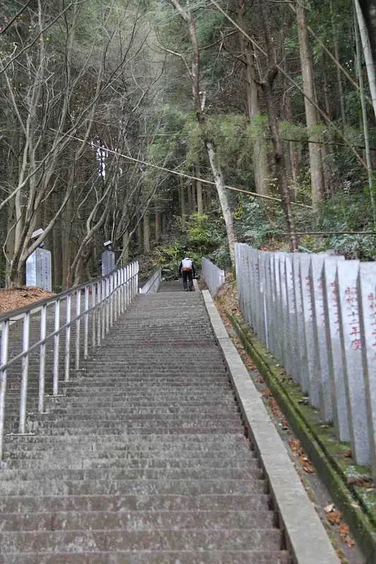 Japan’s Number One Stone Steps (Shakain Misaka Yuhodo)