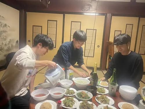 【Spring-only event】 Discover & Taste the Wild! Mountain Vegetable Tempura Party