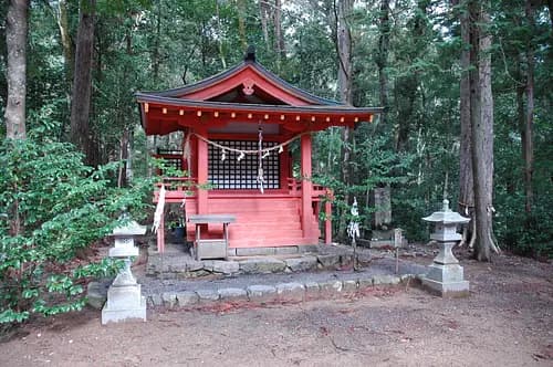 Hosshinmon Oji Shrine