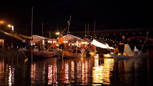Japanese fishery performance in Hiroshima "Ukai"