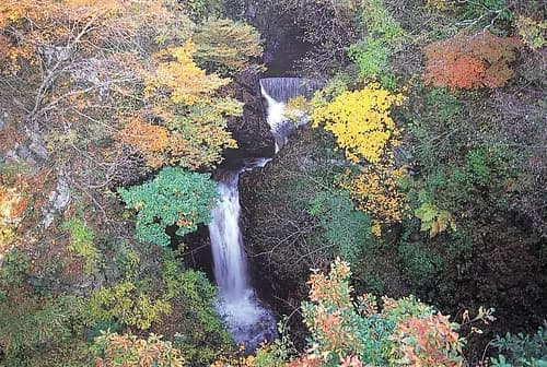Daigenta Shijuhachi Taki Waterfall