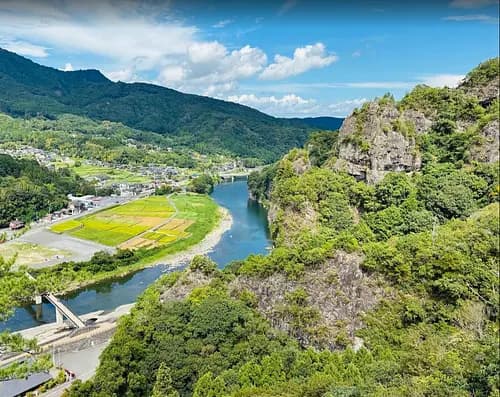 Private Yabakei Gorge hiking and Rakanji Temple Tour